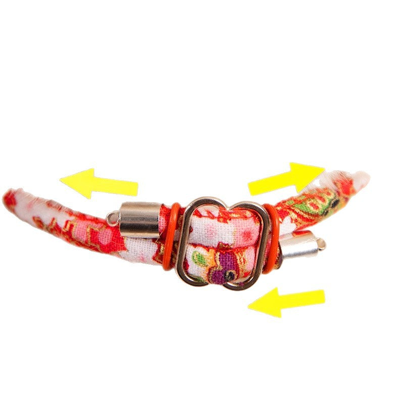 Adjustable Anti-Flea Cat Collar with Bell & Wooden Bead Design